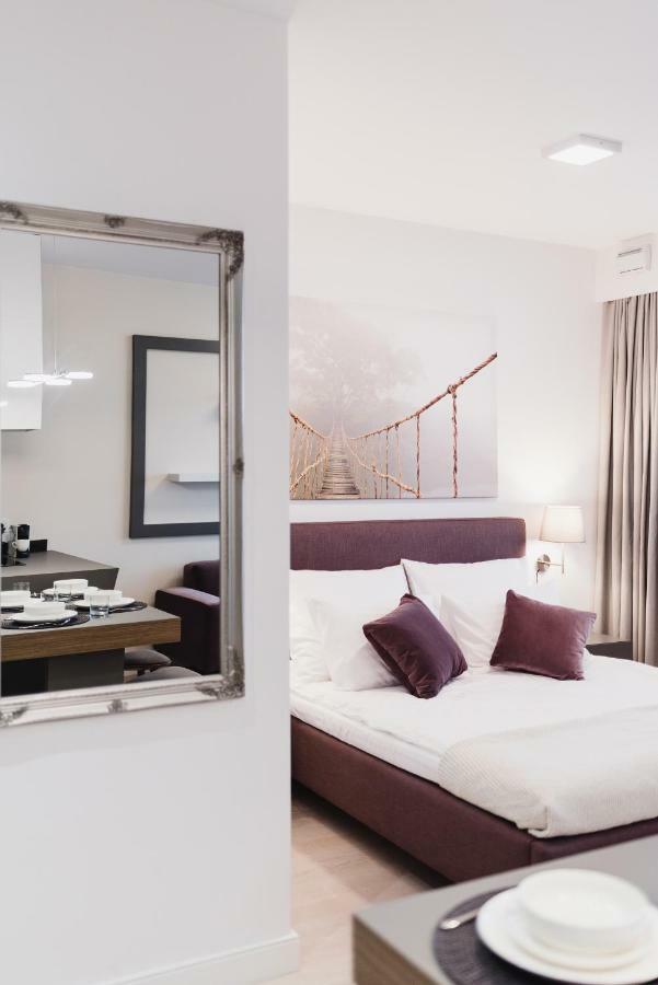 Luxlux Metro Slodowiec Apartament Warszawa