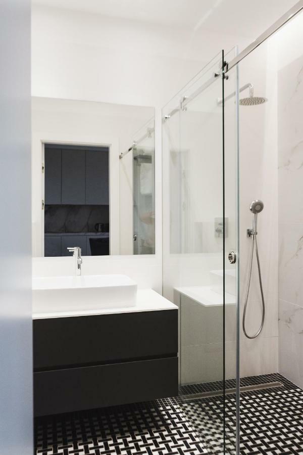 Apartament Luxlux Metro Slodowiec Warszawa